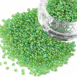 12/0 grado a cuentas redondas de semillas de vidrio, colores transparentes arco iris, verde césped, 12/0, 2x1.5mm, agujero: 0.9 mm, aproximamente 30000 unidades / bolsa