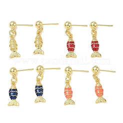 Orecchini pendenti da donna a forma di pesce in ottone con micro pavé di zirconi cubici.&nbsp;EJEW-A167-06G