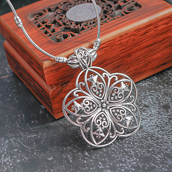 Halsketten mit Anhänger aus Legierung im böhmischen Stil mit Mandala-Blumen&nbsp;FS-WG43472-01