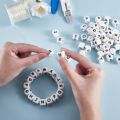 20 pièces blanc cube lettre perles de silicone 12x12x12mm dés carrés alphabet perles avec 2mm trou entretoise perles de lettre en vrac pour bracelet collier fabrication de bijoux&nbsp;JX432P