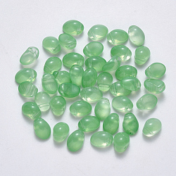 Ciondoli in vetro imitazione giada verniciati a spruzzo, ovale, verde chiaro, 8.5x6x4.5mm, Foro: 1 mm
