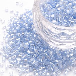 Perles de bugle en verre, lustre de couleurs transparentes, bleu acier clair, 2.5~3x2mm, Trou: 0.9mm, environ 15000 pcs / livre