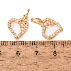 Micro pavé de zircone cubique transparent en laiton avec breloques en coquillage&nbsp;CU-CBAEC99-21G