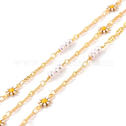 Handgefertigte ovale Messingkette mit Blumengliedern aus Emaille, mit Glas-Perlen, langlebig plattiert, gelötet, mit Spule, golden, weiß, Link: 13x7.5x2 mm, 10.5x4 mm