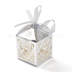 Papier découpé au laser évider des boîtes de bonbons coeur et fleurs, carré avec ruban, pour mariage baby shower party faveur emballage cadeau, blanc, 5x5x7.6 cm