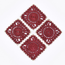 Décorations de pendentif tissées en polycoton (polyester coton), avec les accessoires en laiton, conciliable avec plat rond, or clair, rouge foncé, 30x30x1mm