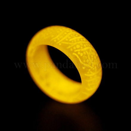 Anillo de dedo simple de resina luminosa que brilla en la oscuridad PW-WG21578-25-1