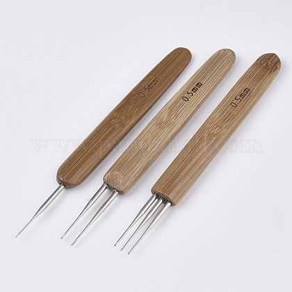 3ピースドレッドヘアかぎ針編みのフック  1個の単一の鉄のかぎ針編みのフック針  1個の二重かぎ針編みの針と1個の133~135x13.5~14x7~9本の鉄のかぎ針編みのフック針  竹柄付  バリーウッド  0.5mm  ピン：3mm  {1}個/セット TOOL-Q025-A-1