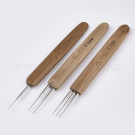 ドレッドヘアのかぎ針編みフック3個。  シングルアイロンかぎ針編みフック針 1 本  ダブルかぎ針編み針1本と1本の鉄かぎ針編みフック針133~135x13.5~14x7~9本。  竹柄付  バリーウッド  0.5mm  ピン：3mm  [1]個/セット TOOL-Q025-A-1