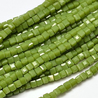 Perles en verre cube à facettes&nbsp;EGLA-J133-C07-1