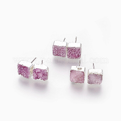 Boucles d'oreilles à quartz druzy teinté naturel, avec accessoires en 304 acier inoxydable, carrée, couleur d'argent, rouge violet pâle, 10x10x6~10mm, pin: 0.7 mm