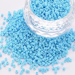 GlasZylinderförmigperlen, Perlen, Backen Farbe, Rundloch, Licht Himmel blau, 1.5~2x1~2 mm, Bohrung: 0.8 mm, ca. 45000 Stk. / Beutel, etwa 1 Pfund / Beutel