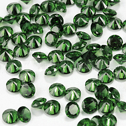 A forma di diamante zirconi indicò cabochon, sfaccettato, verde, 10mm