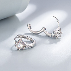 Pendientes de aro de latón con micro circonitas y cubic zirconia transparente&nbsp;WG60D93-01