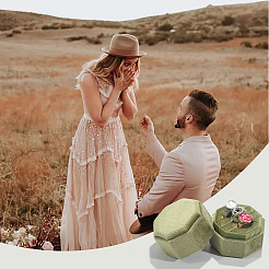 Ringbox aus Kunststoff mit Samtbezug&nbsp;VBOX-WH20003-001B