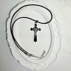 Collares con colgante de cruz crucifija de aleación esmaltada negra de estilo vintage para hombres y mujeres.&nbsp;ZV6035