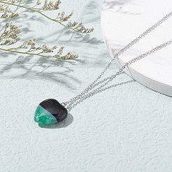 Collier pendentif coeur en agate naturelle teinte&nbsp;NJEW-JN03571