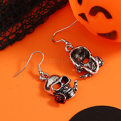 Череп из сплава с серьгами-подвесками из роз&nbsp;EV2846