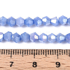 Нити из окрашенных стеклянных бусин с эффектом омбре&nbsp;X-GLAA-T025-4mm-09I