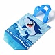 Sacchetti regalo pieghevoli riutilizzabili in tessuto non tessuto con stampa di squali con manico ABAG-F009-D03-2