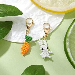 Decorazioni pendenti con perline di vetro a forma di coniglio e carota&nbsp;HJEW-MZ00141