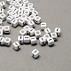 Perles européennes de lettre en acrylique à gros trou X-SACR-Q103-6mm-01I-1
