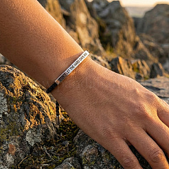 Не позволяйте трудным дням победить. Браслеты с мотивационной цитатой из нержавеющей стали 304.&nbsp;KL3907-2