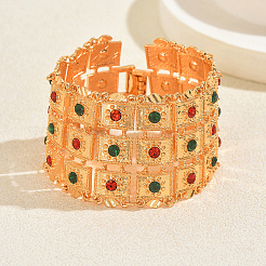 Bracelet élégant en alliage pavé de zirconiums cubiques&nbsp;RT6529