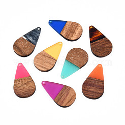 Pendentifs en résine transparente et bois de noyer&nbsp;RESI-N025-030-C