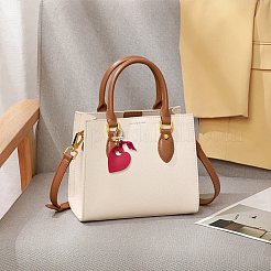 3 шт. 3-х цветные кожаные брелки в форме сердца&nbsp;KEYC-CL0001-24