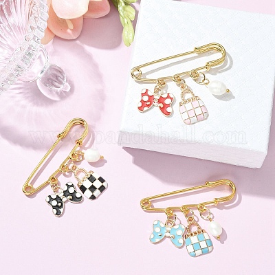 Брошь-подвеска из сплава с бантом и сумкой из эмали&nbsp;JEWB-BR00111-1