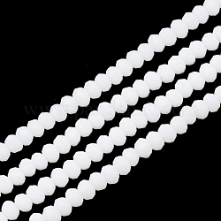 Chapelets de perles en verre opaque de couleur unie, facette, rondelle, blanc, 3~3.5x2.5~3mm, Trou: 0.5mm, Environ 130 pcs/chapelet, 13.7 pouce