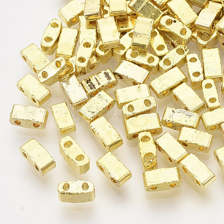電気めっきガラスシードビーズ  2穴  長方形  黄金メッキ  4.5~5.5x2x2~2.5mm  穴：0.5~0.8mm SEED-S023-20B-06-1