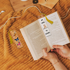 4 комплект акриловых закладок-подвесок ко Дню учителя&nbsp;DIY-GL0004-27C