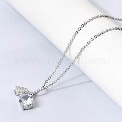 Collana da donna con ciondolo a forma di ciliegia in ottone con pavé di zirconi cubici trasparenti e catena a maglie in acciaio inossidabile 304.&nbsp;NJEW-H092-07P