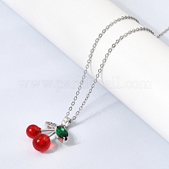 Ciondolo in ottone con micro pavé di zirconi cubici trasparenti e resina color ciliegia rossa&nbsp;NJEW-H092-02P