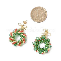 Серьги-гвоздики с подвесками из стеклянных бусин в виде рождественского венка&nbsp;EJEW-MZ00582