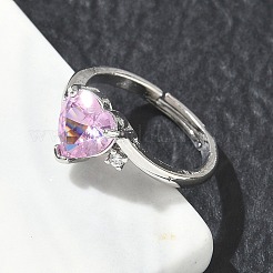 Verstellbare Fingerringe aus Messing mit rosafarbenem Herz-Zirkonia zum Valentinstag&nbsp;CU-CBA7E55-11P