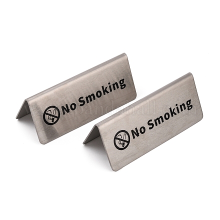 Una targa segnaletica per non fumatori in acciaio inossidabile STAS-GA0001-14-1