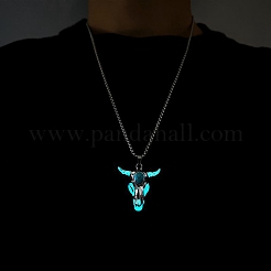 Collar con colgante de cabeza de buey de aleación con cadenas de acero inoxidable.&nbsp;JN1135C