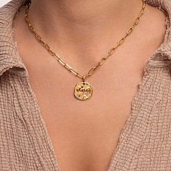 Collier pendentif rond irrégulier en acier inoxydable 304 serti de zirconiums cubiques et orné du mot « maman » en creux&nbsp;WGBC73E-01