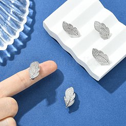 BHs mit Mikropavé-Fassung aus klaren Zirkonia und Schnappverschlüssen&nbsp;XGRQ5F095-808P