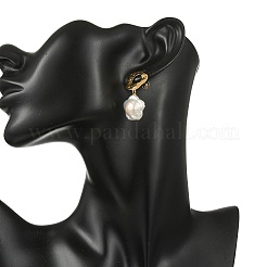 Ohrstecker mit Hängemotiv aus Messing und natürlichen Keshi-Perlen&nbsp;EJEW-JE07093