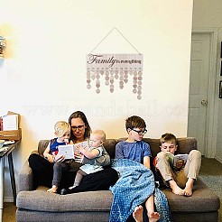 Calendrier de rappel d'anniversaire de famille en bois suspendu pour les dates importantes&nbsp;JX068A