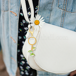 Брелки с подвесками из акрила и лэмпворка в виде ландышей&nbsp;KEYC-AB00042