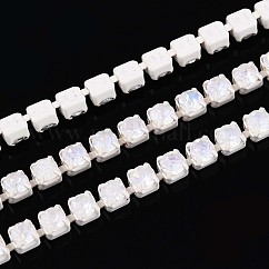 Chaînes strass de fer de tasse, avec bobine, blanc, 2x2x2mm, environ 29.99 pied (9.14 m)/rouleau