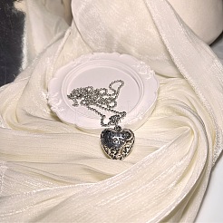 Vintage-Halsketten mit Kugelkette und geschnitztem Herzanhänger aus Kunststoff für Damen&nbsp;JL7014