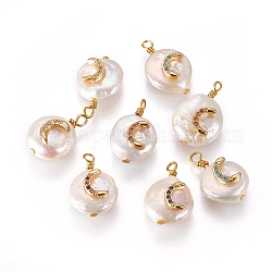 Pendentifs de perles d'eau douce de culture naturelle, avec les accessoires de zircone et en laiton cubes, plat rond avec la lune, or, couleur mixte, 17~18x12~14mm, Trou: 1.6mm