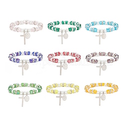 9pcs ensemble de bracelets extensibles en perles de verre et perles d'imitation 9 couleurs, 201 croix en acier inoxydable et 304 breloques vierges en acier inoxydable bracelets empilables pour femme, couleur mixte, diamètre intérieur: 2-1/8 pouce (5.5 cm), 1 pc / couleur