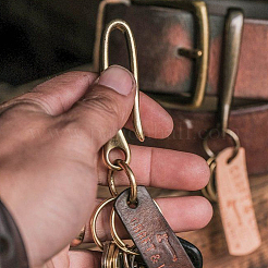 3шт 3-х цветные брелки из коровьей кожи&nbsp;KEYC-SC0001-64